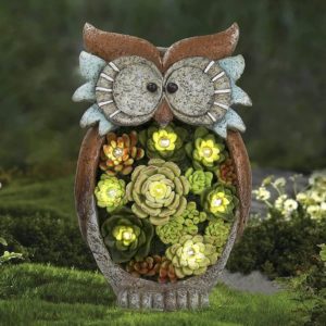 La Jolíe Muse Garden Ornament Owl Solar Powered Outdoor Lights