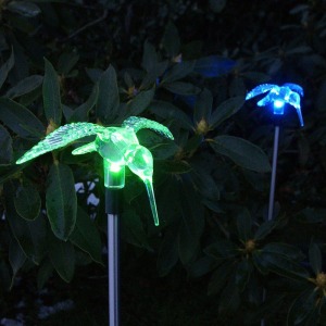 Lights4fun Solar Hummingbird Stake Light Set