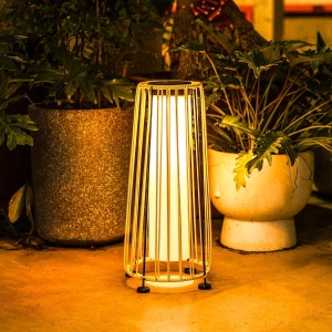 Histoacryl Solar Floor Lamp Rattan